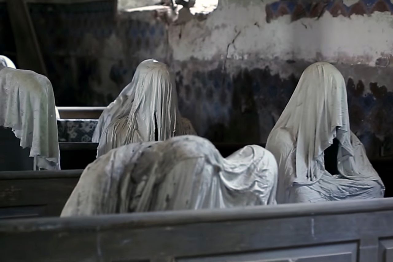 Film z ”Przeklętej kaplicy” - miejsca, gdzie duchy szukają odkupienia