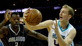 NBA preseason: Szerszenie wytrzymały wojnę nerwów w Chicago