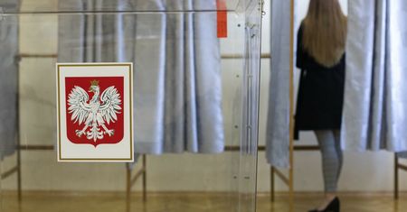 Za zniszczenie lub uszkodzenie karty do referendum grozi kara. Mit czy prawda?