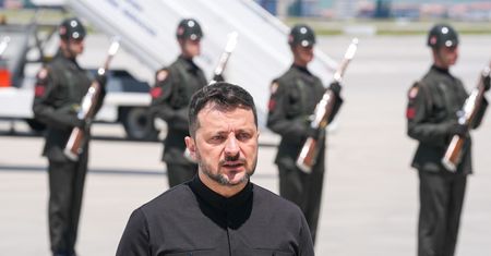 Ważą się losy rozmów pokojowych Ukrainy z Rosją. Zełenski w Turcji