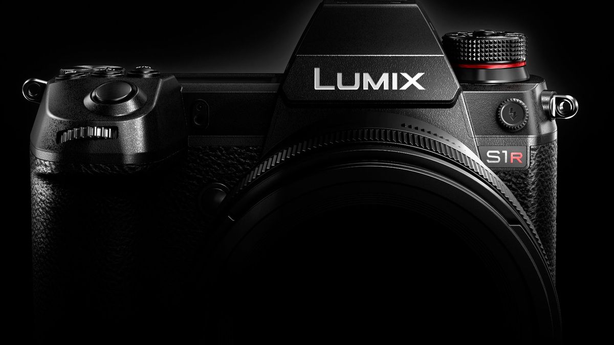 Panasonic Lumix S1, tablet Wacom Cintiq dla początkujących i inne fotograficzne nowości