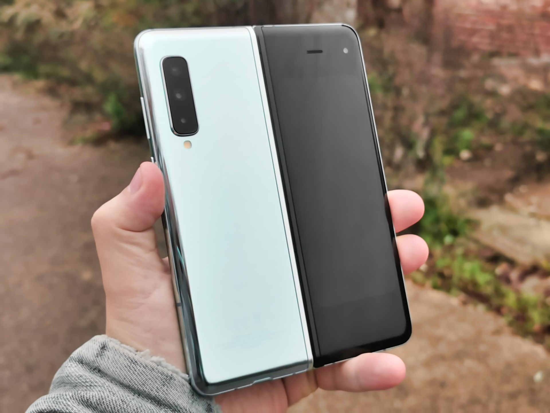 Samsung Galaxy Fold: składany ekran to jest to [TEST] 80