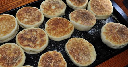 Muffiny angielskie bez dodatku propionianiu wapnia (niewzbogacone, na zakwasie)