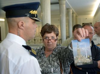 Głodówka w Sejmie. Protestują przeciwko wiatrakom
