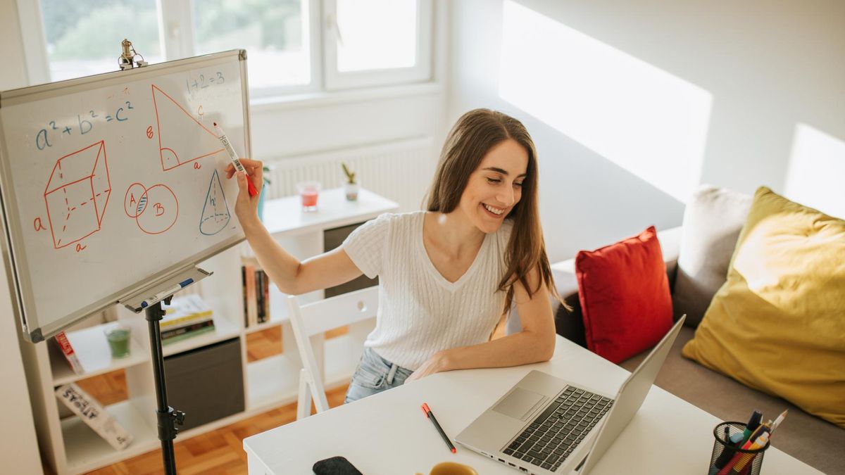 Twierdzenie Pitagorasa. Kim był Pitagoras i jak brzmi jego twierdzenie?