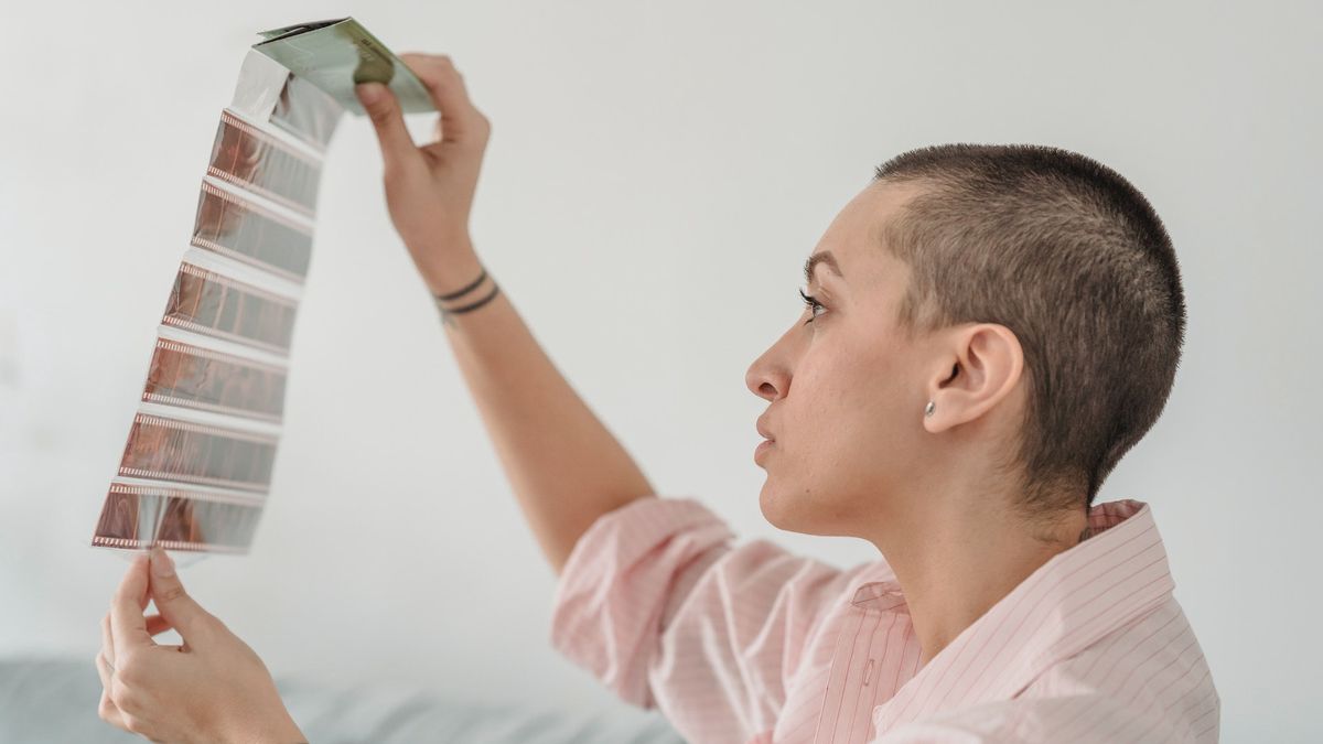 Do zeskanowania negatywu nie potrzeba drogiego skanera. Wystarczy smartfon i kilka minut wolnego czasu.