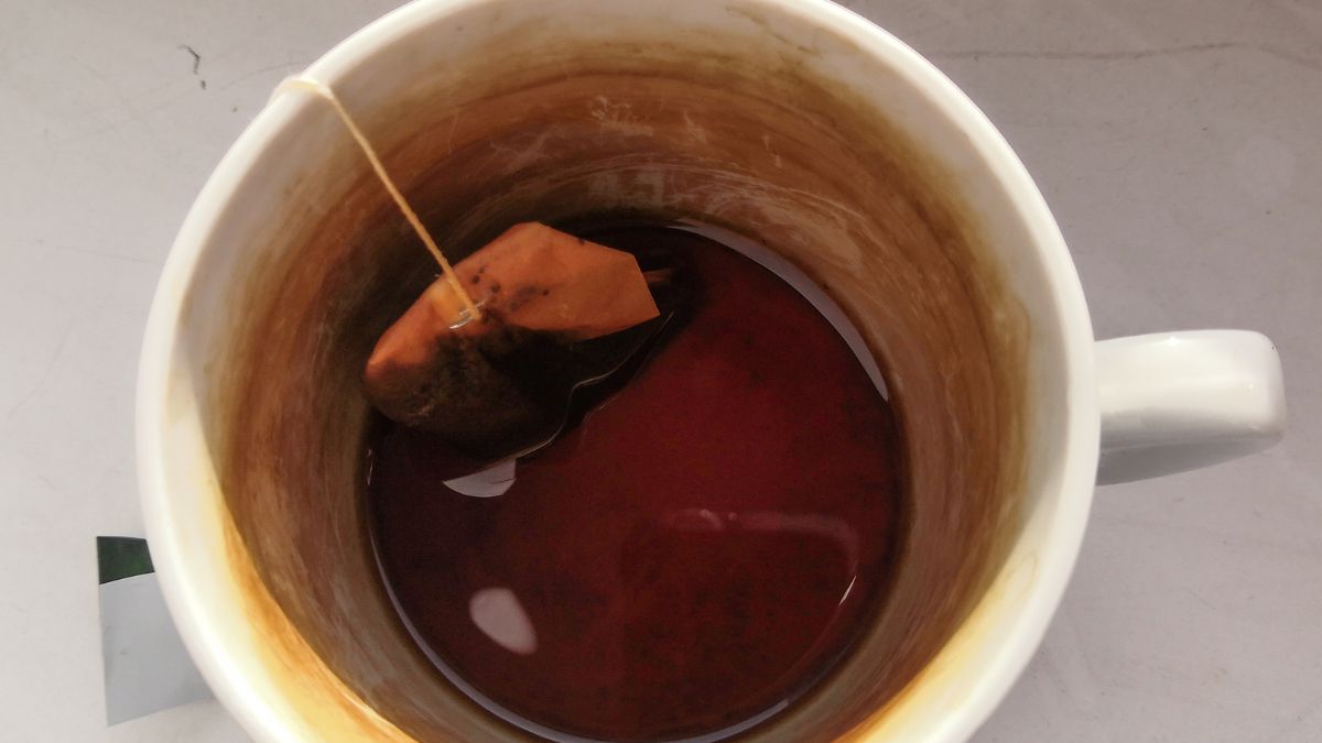 Jak pozbyć się osadu po herbacie