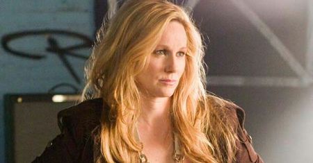 Laura Linney z wojowniczymi żółwiami ninja