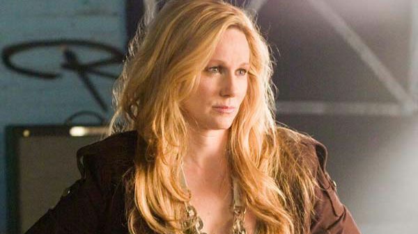 Laura Linney