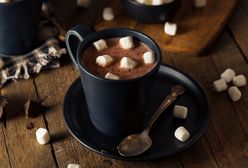 Jak zrobić gorącą czekoladę? Doskonały pomysł na chłodne jesienne wieczory