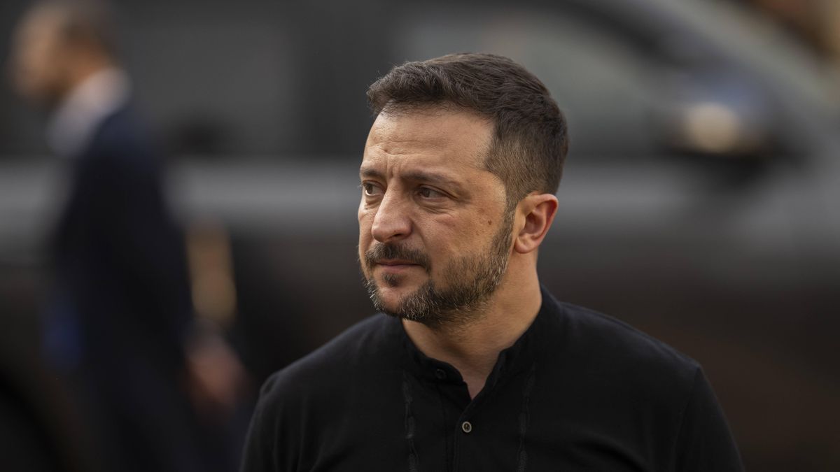 Volodymyr Zelensky at Elysee - Paris
Ukrainian President Volodymyr Zelensky during a press conference with French President at the Elysee Palace in Paris on October 10, 2024. Photo by Eliot Blondet / ABACAPRESS.COM 
Dostawca: PAP/Abaca
Blondet Eliot/ABACA
visit, Wo�odymyr Ze�enski