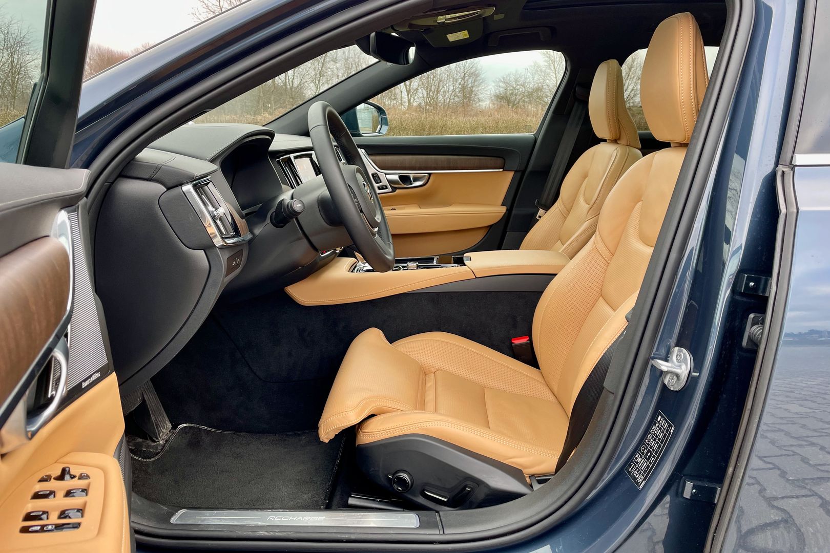Volvo V90 T8