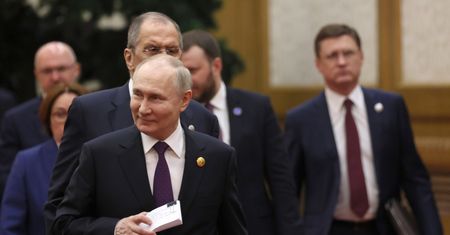 Wojna coraz droższa. Kreml chce zarobić na wódce