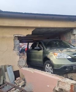 Tarnów. Tragedia podczas parkowania. Nie żyje mężczyzna