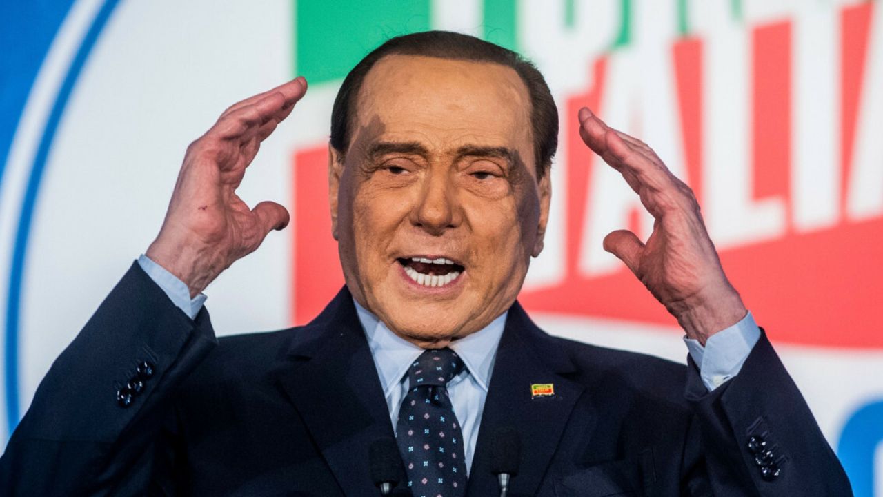 Silvio Berlusconi in the last photo before his death