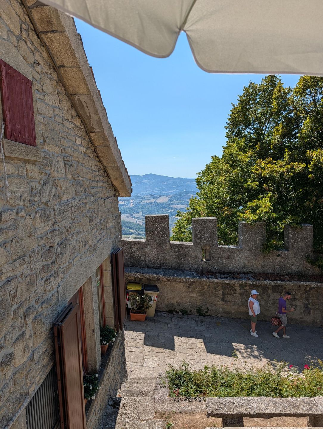 Widok z restauracji w San Marino