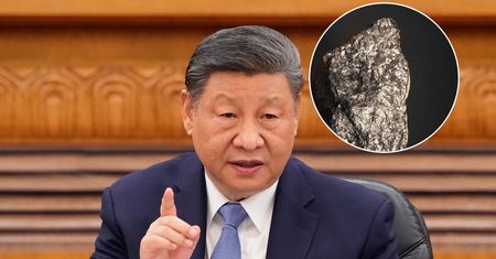 Kryzys antymonowy uderza w Zachód. Chiny grają twardo