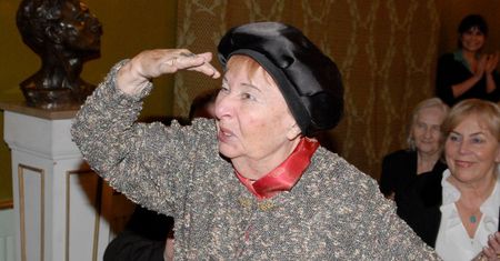 Nie zmarła "ze starości". Prawdziwa przyczyna śmierci wyszła po latach