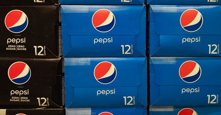 Gigant wycofuje Pepsi ze sklepów. Jest decyzja Francuzów