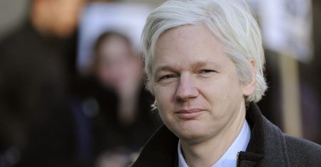 W.Brytania: Rząd chce polubownego rozwiązania sprawy Assange'a