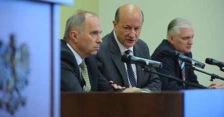"Państwo nie będzie bezsilne wobec parabanków"