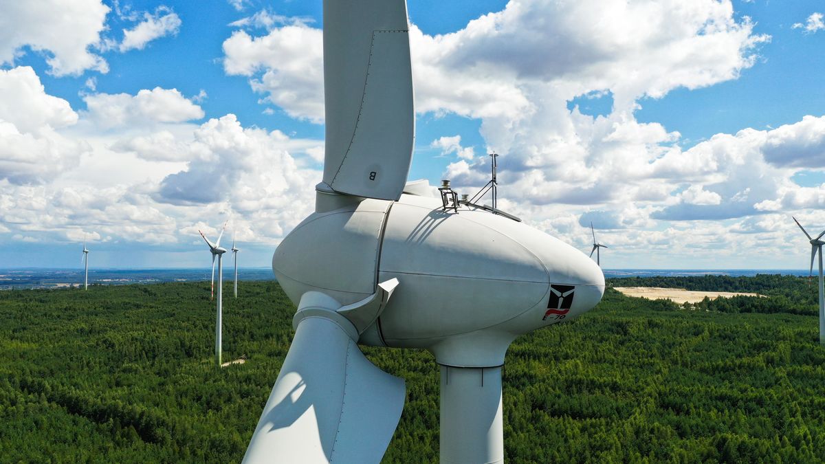 �wiczeniaGrzegorz Micha�owski�wiczenia, farma wiatrowa, ratownictwo, stra� po�arna, wiatraki, PSP, stra�ak