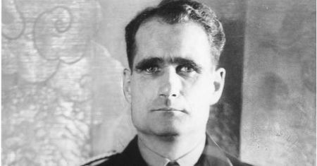 Rudolf Hess zmarł 25 lat temu. Dziś rocznica jego samobójstwa