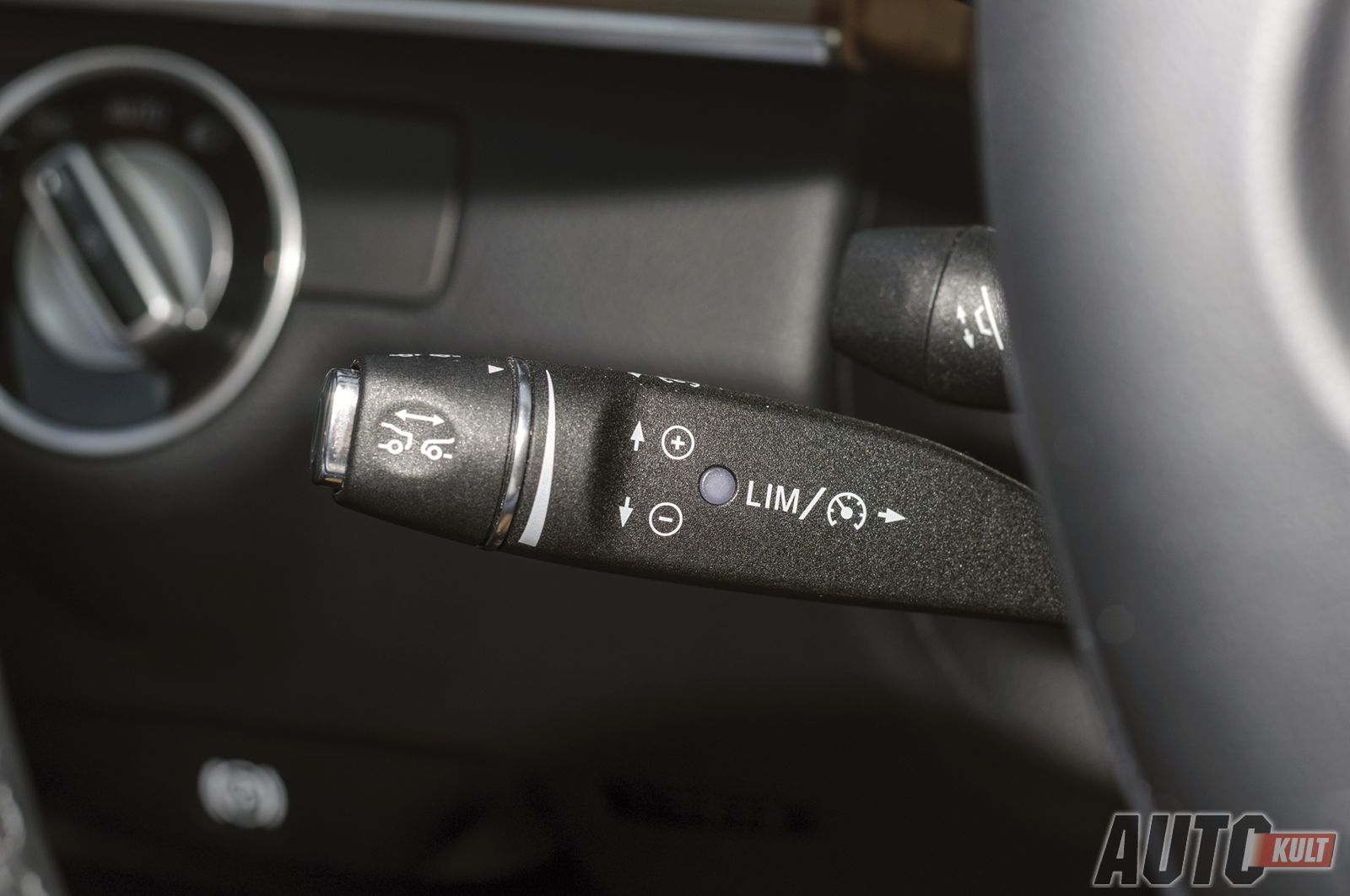 Mercedes-Benz Klasy E 350 BlueTec AMG 9G-Tronic (W212) - test [galeria zdjęć] 28