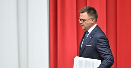 Przesłuchanie Szymona Hołowni w sprawie "zamachu stanu". Znany termin