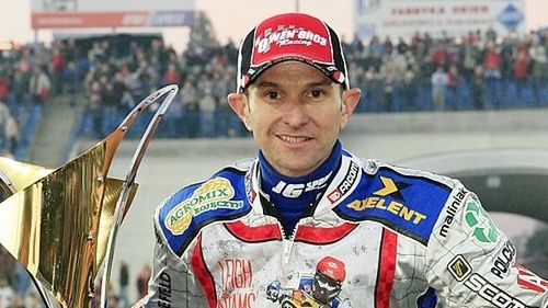 Leigh Adams