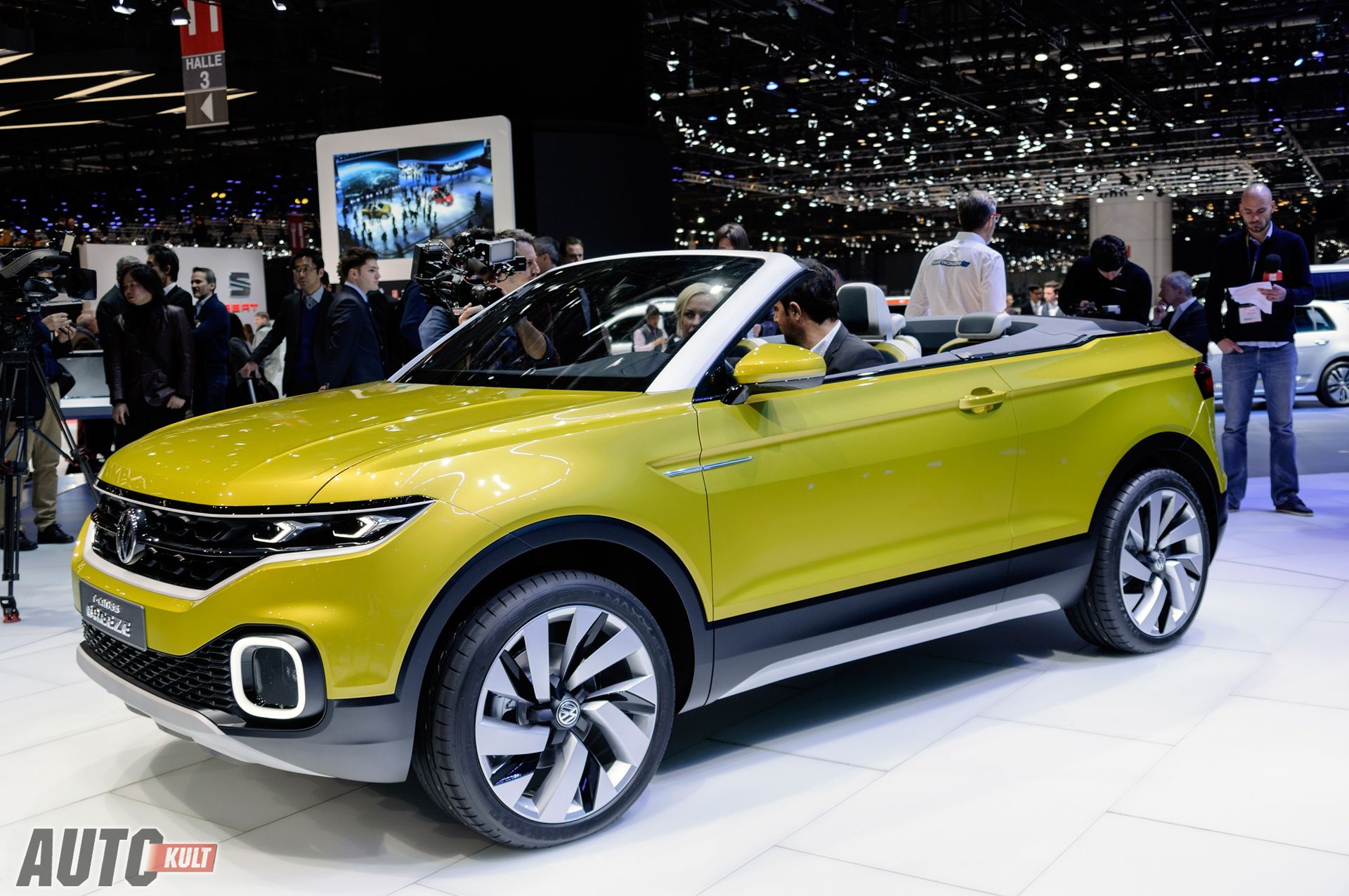 Volkswagen T-Cross Breeze Concept
