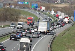 Ogromny karambol na A4. Na miejscu pracują służby