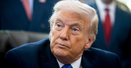 Nazwisko Trumpa w aktach Epsteina. "Pojawia się milion razy"