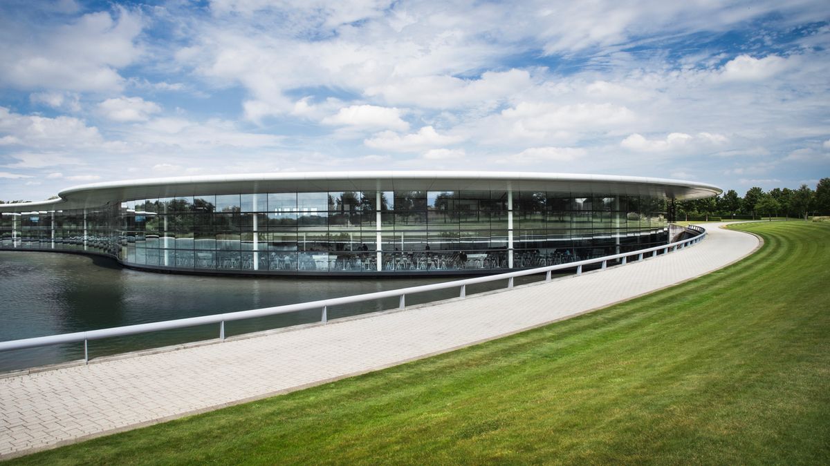 Materiały prasowe / McLaren / Na zdjęciu: siedziba McLarena w Woking