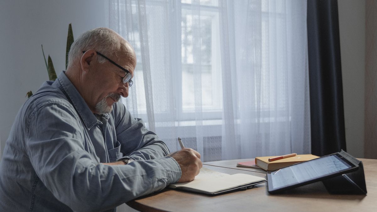 Pracownicy chcą wracać z emerytur, aby dorobić przez globalny kryzys