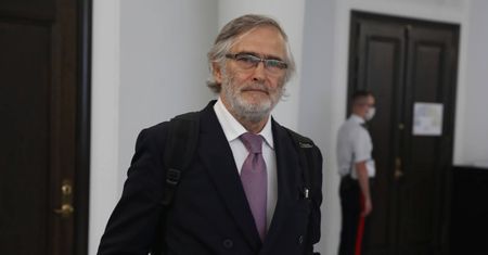 Szczepionka poza kolejką. Olgierd Łukaszewicz: też zostałem zaszczepiony