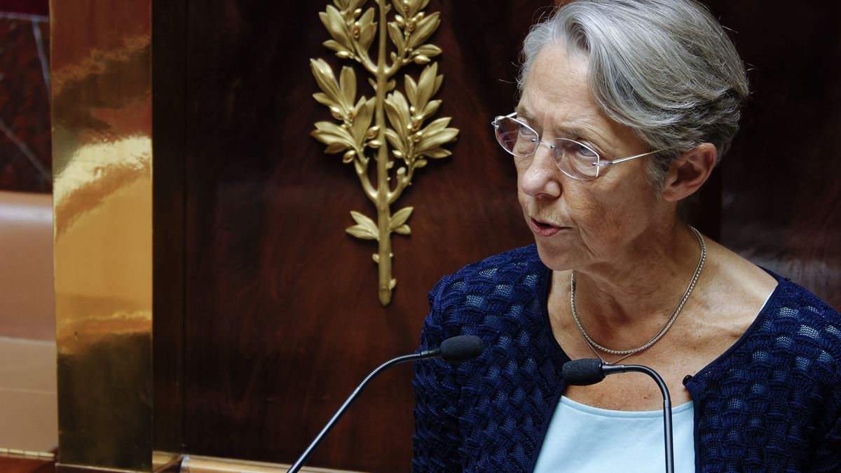 Debate About The Censure Motion Against The French Government
Prime Minister Elisabeth Borne  gives a speech during the debate about the censure motion against the government by the New Popular Ecological and Social Union (Nupes) party  at the National Assembly on July 11, 2022, in Paris, France. (Photo by Daniel Pier/NurPhoto via Getty Images)
NurPhoto
debate about the censure motion, nurphoto, french government, prime minister elisabeth borne, new popular ecological, censure motion, social union, nupes) party, paris, photo