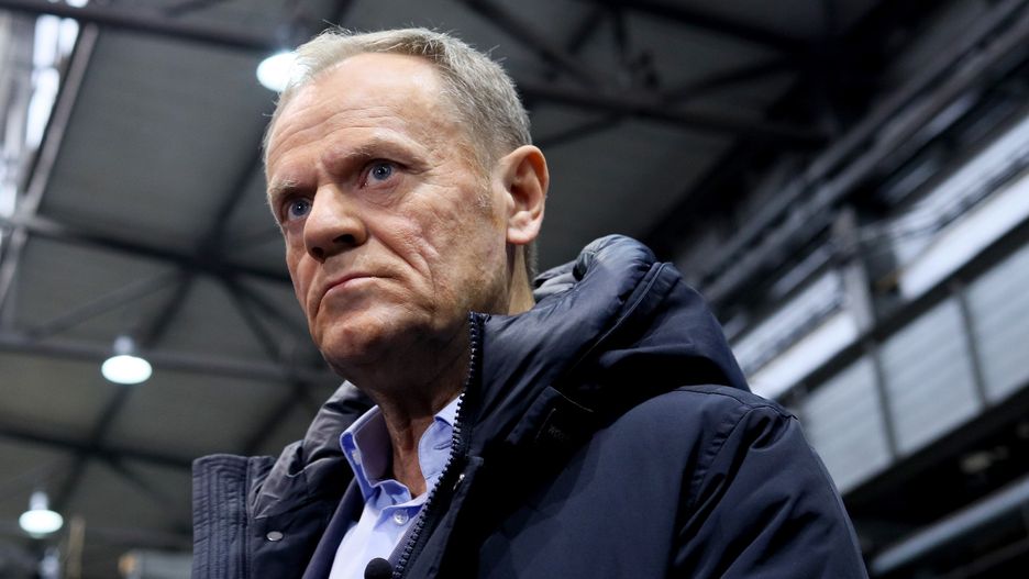 Racibórz, 20.01.2023. Prewodniczący PO Donald Tusk podczas spotkania z pracownikami firmy Rafako w Raciborzu, 20 bm. (jm) PAP/Zbigniew Meissner