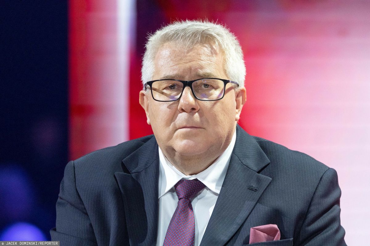 ryszard czarnecki, pis, polityka, collegium, zatrzymanie CBA, korupcja Po zawieszeniu w PiS Czarnecki ma zajęcie. Mówi, czym zajmuje czas