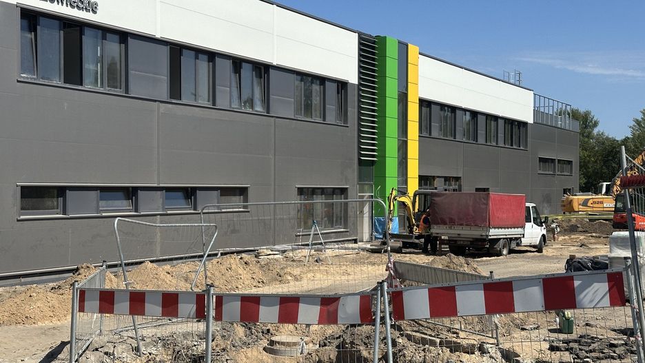 Budowa serwisowni pociągów w Radomiu na ukończeniu.