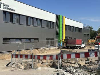 Radom: Trwa budowa serwisowni kolejowej
