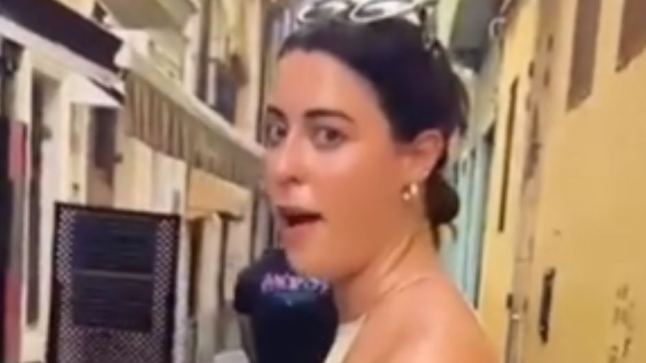 Sophie Ford żałowała zakupu modnej sukienki