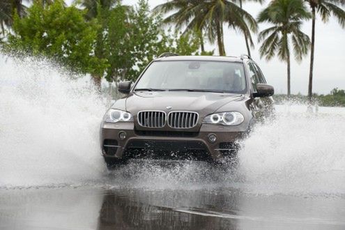 BMW X5 SUV oficjalnie odświeżony