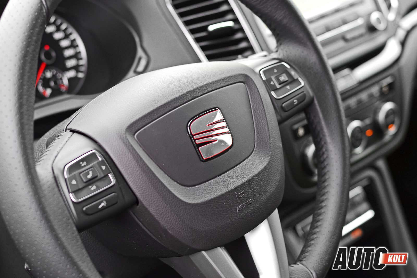 Seat Alhambra Style 2,0 TDI 140 KM CR 4Drive - test [galeria zdjęć] 6