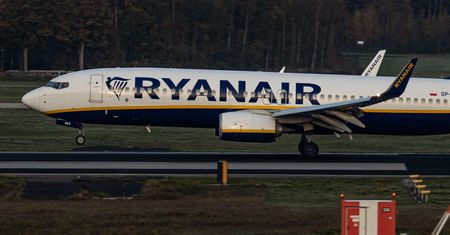 Ryanair skarży LOT do TSUE. Chodzi o państwową pomoc
