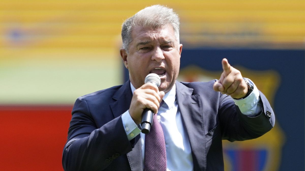 PAP/EPA / Alejandro Garcia / Na zdjęciu: Joan Laporta