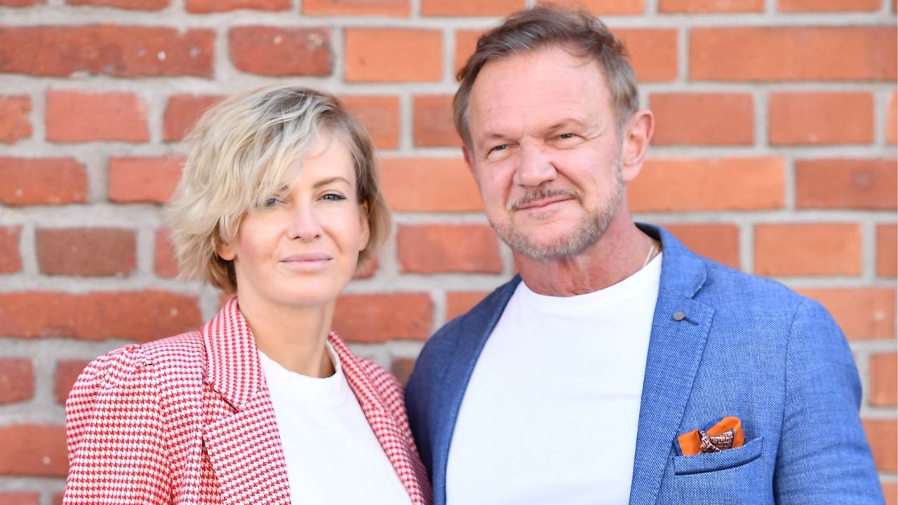 TYLKO U NAS! Córka Cezarego Pazury omal nie zmarła. Wszystko przez brak szczepienia. "Nie budziła się"