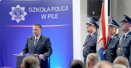 Święto Policji w Pile: minister Kierwiński odwiedził Szkołę Policji
