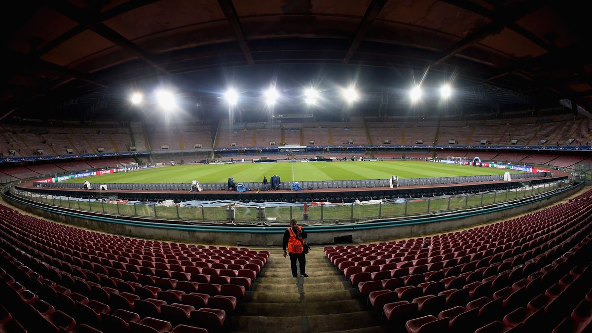 Zdjęcie okładkowe artykułu: Getty Images / Maurizio Lagana / Na zdjęciu: Stadio San Paolo