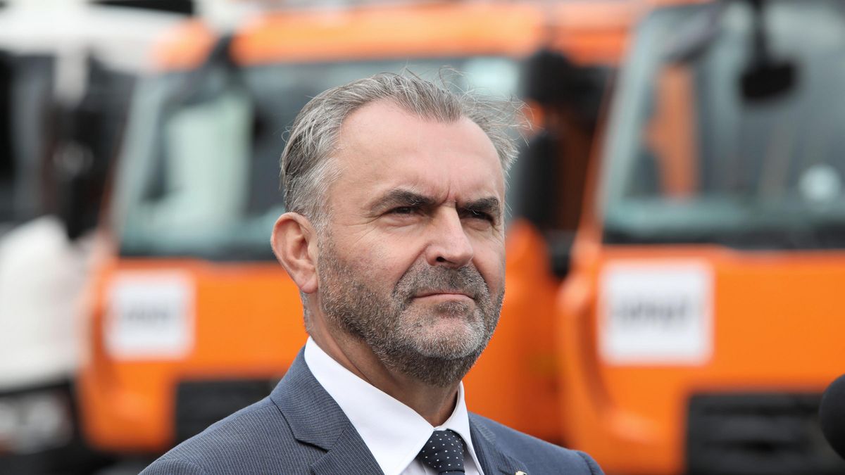 Włodzimierz Karpiński pokazał oświadczenie majątkowe. Oto co posiada były sekretarz Warszawy